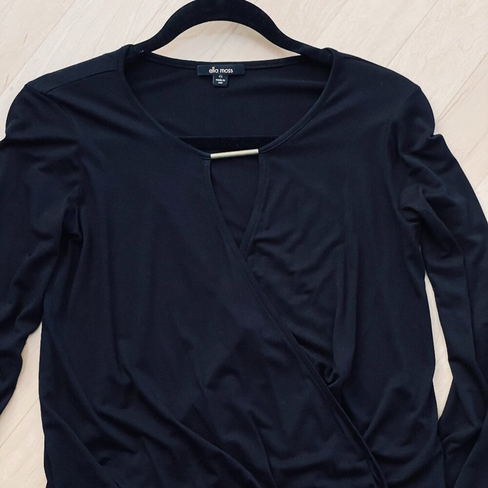 Women's Ella Moss Black Top Size XS